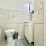 Luxury Seaview With Lift & Parking In Center - Maison Dorotea Lägenhet