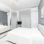 Lägenhet Luxury Seaview With Lift & Parking In Center - Maison Dorotea