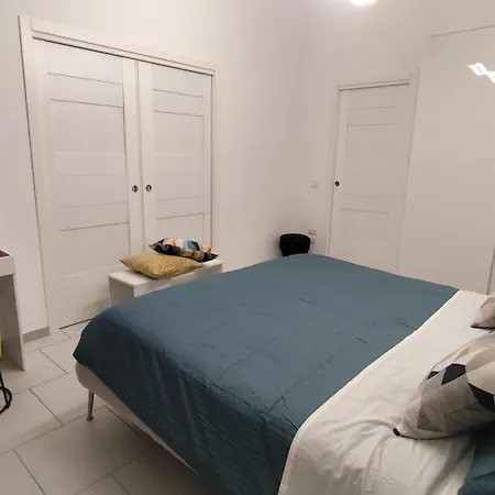 Lägenhet Luxury Seaview With Lift & Parking In Center - Maison Dorotea